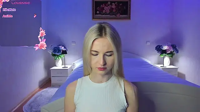 Snapshot of AnnaCarrera chatting on 05.27.26 AnnaCarrera online show from 05.27.26