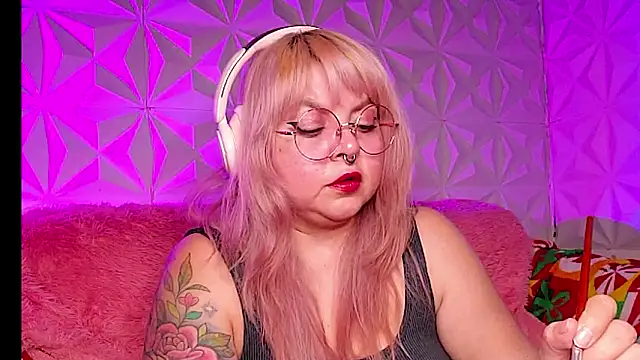 Satyn doll online show from 02.03.26