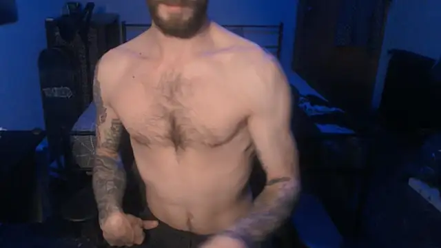 Snapshot of SexxxyLouis chatting on 01.21.25 SexxxyLouis online show from 01.21.25