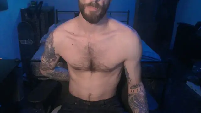 Snapshot of SexxxyLouis chatting on 01.22.25 SexxxyLouis online show from 01.22.25