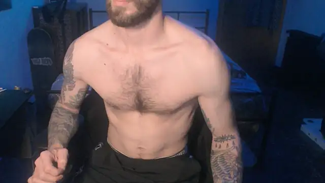 Snapshot of SexxxyLouis chatting on 01.27.25 SexxxyLouis online show from 01.27.25
