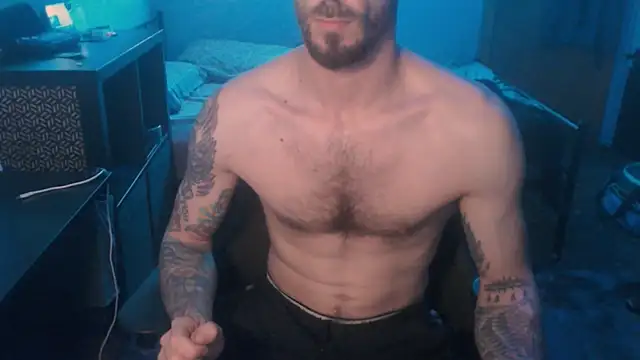 Snapshot of SexxxyLouis chatting on 02.22.25 SexxxyLouis online show from 02.22.25