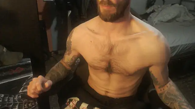 SexxxyLouis online show from 04.20.26