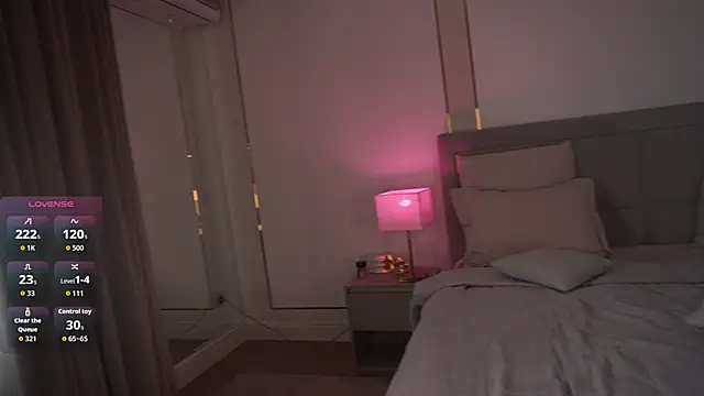 eseniyavl online show from 10.25.25