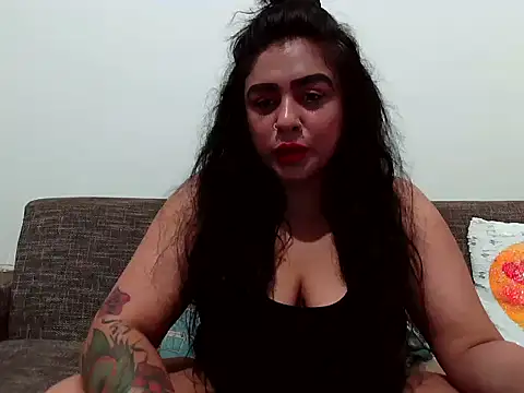 indianishkq7 online show from 10.14.25