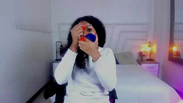 Snapshot of Ellie_Alves chatting on 02.05.25 Ellie Alves online show from 02.05.25