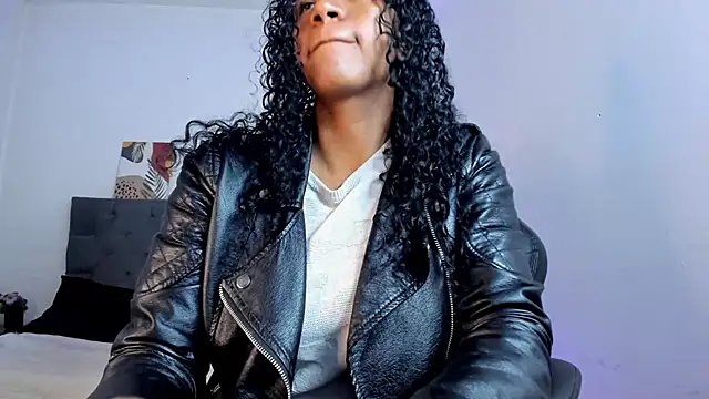 Snapshot of Ellie_Alves chatting on 10.07.25 Ellie Alves online show from 10.07.25