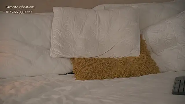 AlyonaX online show from 02.16.25