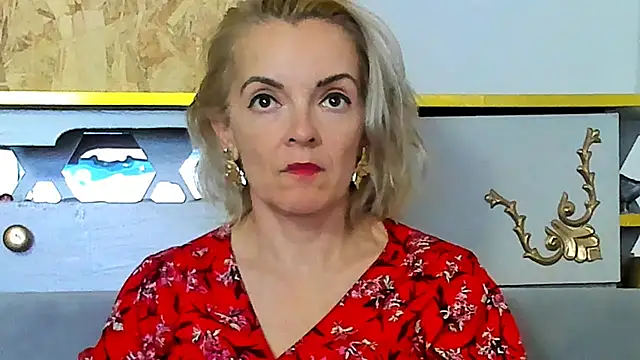 KateConner online show from 11.08.25