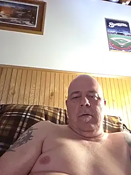 Snapshot of horny4you1 chatting on 05.30.26 horny4you1 online show from 05.30.26