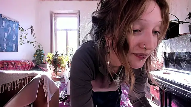 Snapshot of Miranda2_0 chatting on 01.05.25 Miranda2 0 online show from 01.05.25