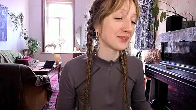 Snapshot of Miranda2_0 chatting on 02.24.25 Miranda2 0 online show from 02.24.25