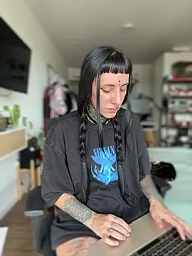 samisamsx online show from 10.16.25