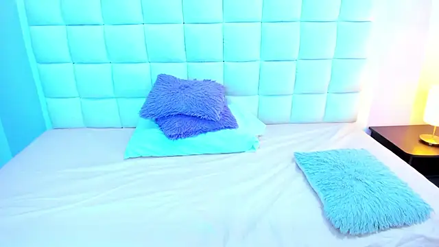 teresasroom  online show from 10.08.25