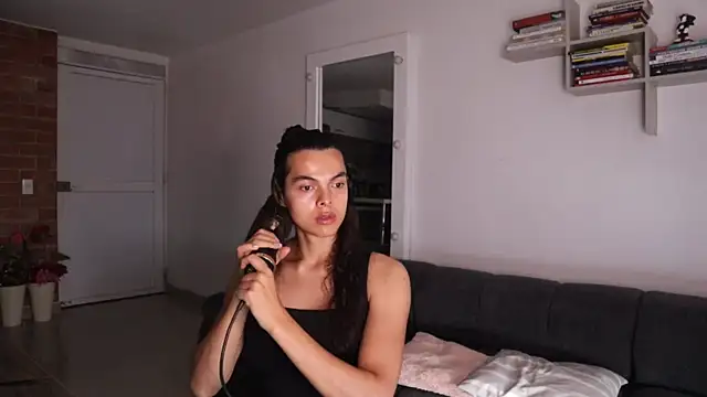  Vahos  online show from 06.24.26