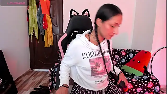 Snapshot of adrena_10 chatting on 02.13.26 adrena 10 online show from 02.13.26