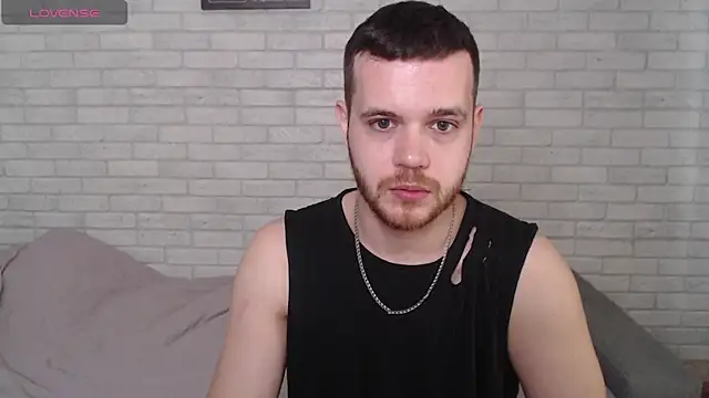 Snapshot of Alexxx_horny chatting on 05.17.26 Alexxx horny online show from 05.17.26