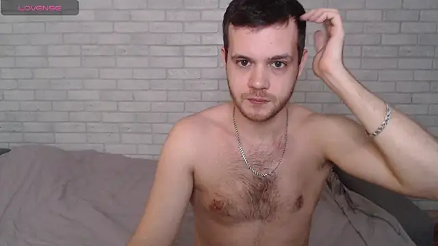 Snapshot of Alexxx_horny chatting on 06.18.26 Alexxx horny online show from 06.18.26
