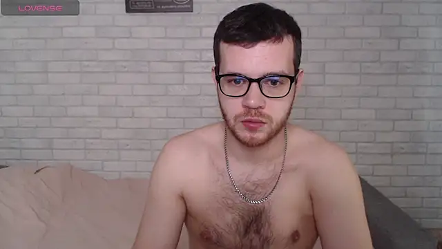 Snapshot of Alexxx_horny chatting on 06.22.26 Alexxx horny online show from 06.22.26