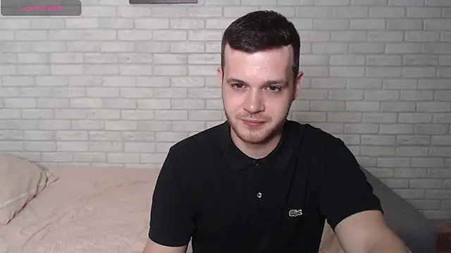 Snapshot of Alexxx_horny chatting on 07.31.26 Alexxx horny online show from 07.31.26