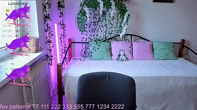 Hot Rhaenyra online show from 11.10.25