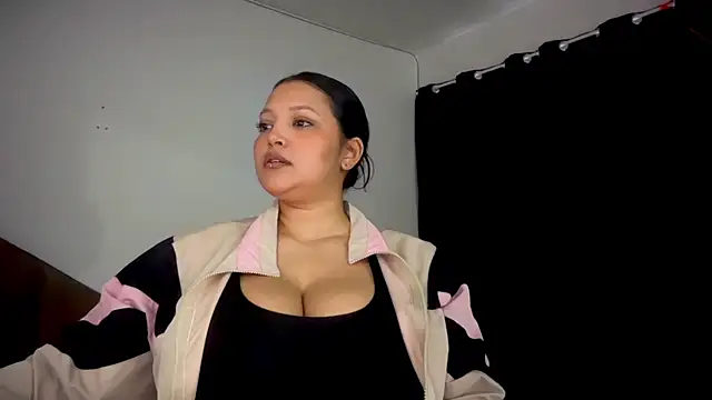 MarcellaGriffin online show from 11.10.25