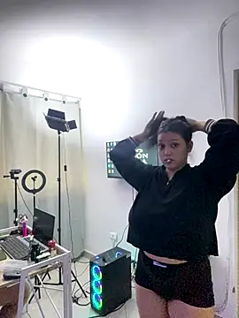 MarcellaGriffin online show from 11.29.25