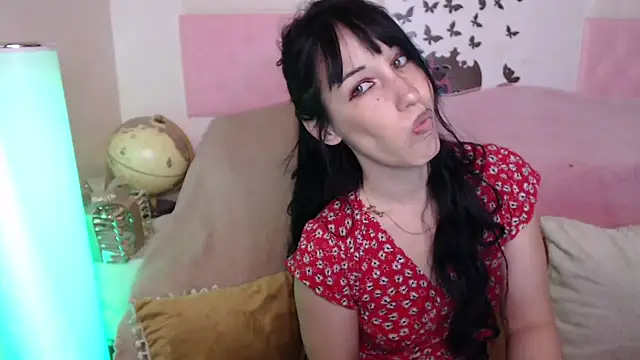 Snapshot of -carla- chatting on 03.08.26 -carla- online show from 03.08.26