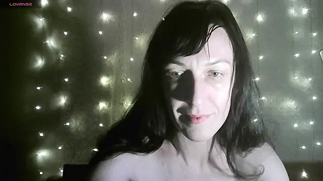 MarieODahliaS online show from 11.17.25