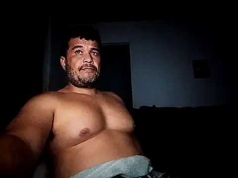 Snapshot of tarra122 chatting on 03.13.26 tarra122 online show from 03.13.26