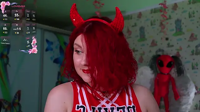 SmokyRose online show from 04.22.26