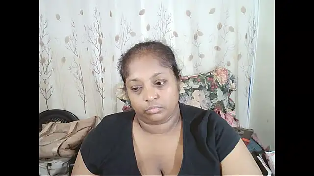 Snapshot of Indiantasha chatting on 04.17.26 Indiantasha online show from 04.17.26