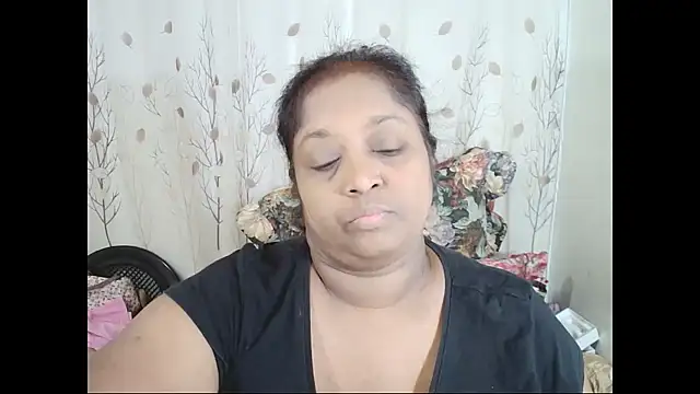 Snapshot of Indiantasha chatting on 05.06.26 Indiantasha online show from 05.06.26