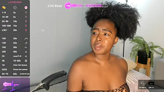 TanishaEvans online show from 09.11.25