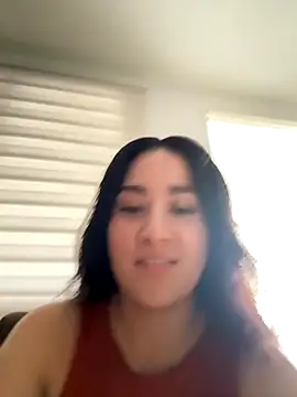 Snapshot of Nina_lovi chatting on 11.27.25 Nina lovi online show from 11.27.25