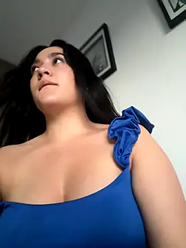 Snapshot of Nina_lovi chatting on 12.04.25 Nina lovi online show from 12.04.25