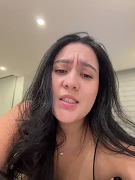 Nina lovi online show from 06.30.26