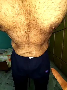 hornyindianmale82 online show from 10.27.25