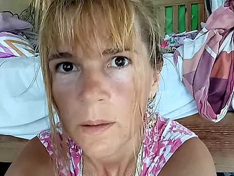 Luna-Natural online show from 03.05.25