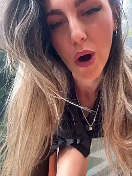 nicole 98 online show from 04.10.26