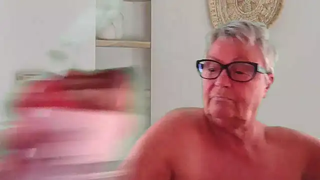 Snapshot of GrannyChrissy68 chatting on 04.30.26 GrannyChrissy68 online show from 04.30.26