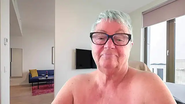 Snapshot of GrannyChrissy68 chatting on 05.06.26 GrannyChrissy68 online show from 05.06.26