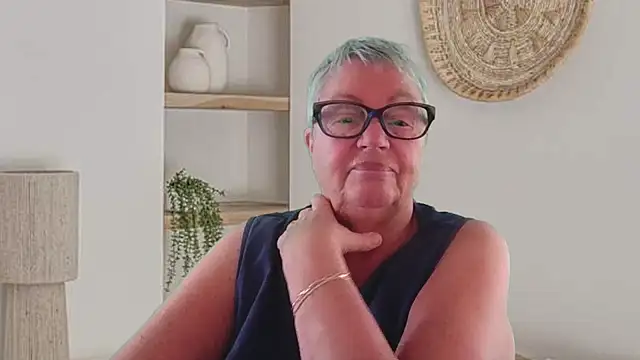 Snapshot of GrannyChrissy68 chatting on 05.09.26 GrannyChrissy68 online show from 05.09.26
