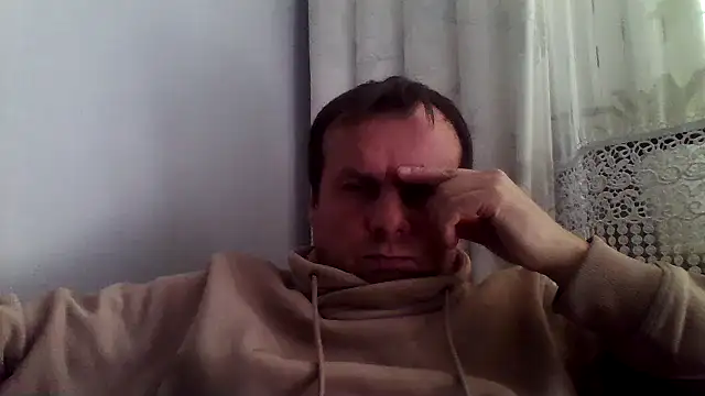 grzes19763 online show from 05.13.26