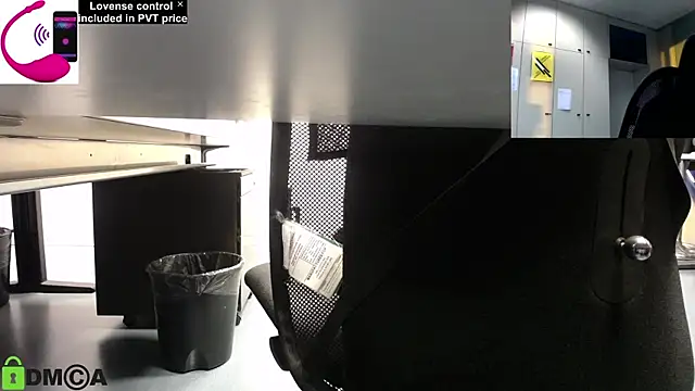 Snapshot of pliko chatting on 03.06.25 pliko online show from 03.06.25