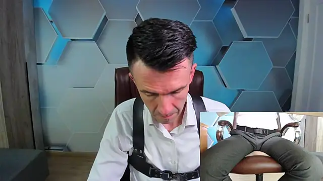 SteveTiger online show from 04.13.26