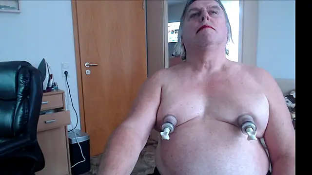 Sissygera online show from 12.15.24