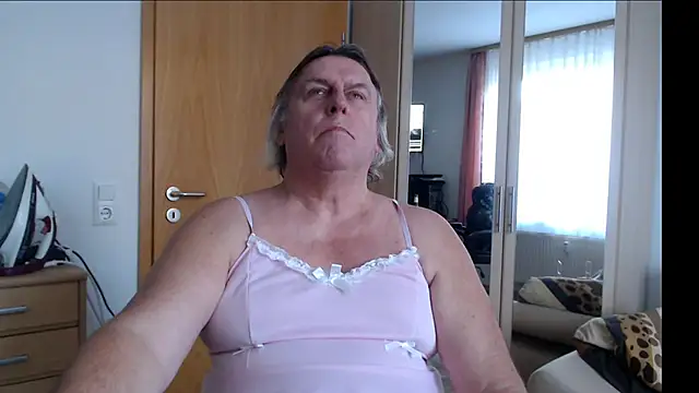 Sissygera online show from 12.20.24