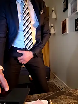 Justforoneday online show from 02.04.25