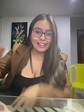 Snapshot of Ixchel_Anaid chatting on 04.18.26 Ixchel Anaid online show from 04.18.26
